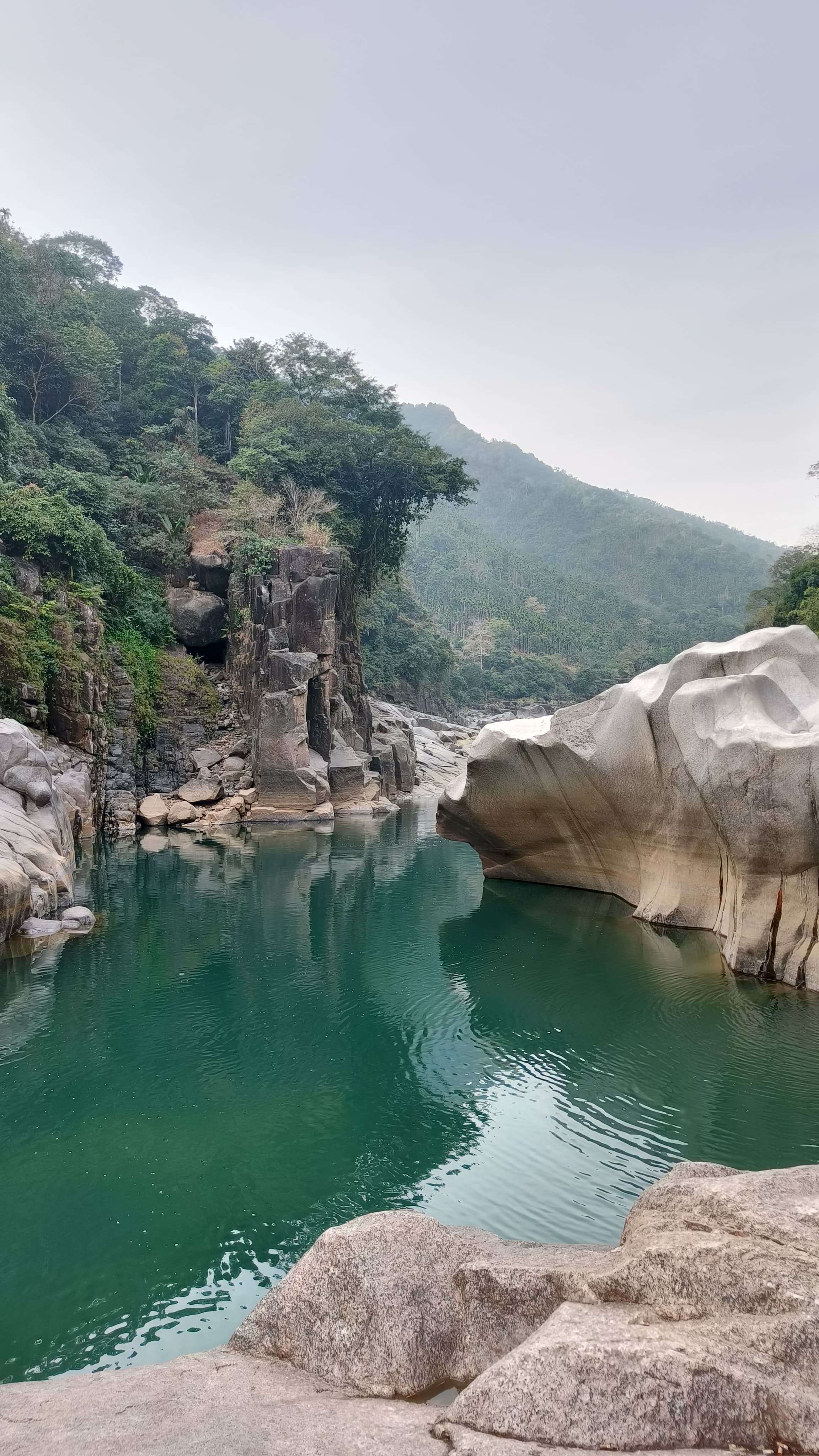 Amkoi: Meghalaya's Hidden Paradise Beyond Shnongpdeng & Local Guide Advice